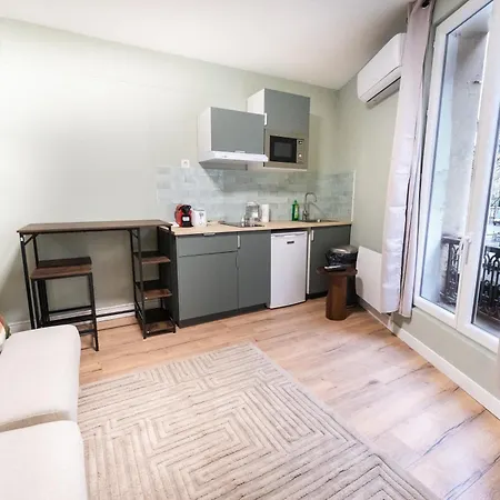 Stylish Modern Near Gare De Lyon Apartment