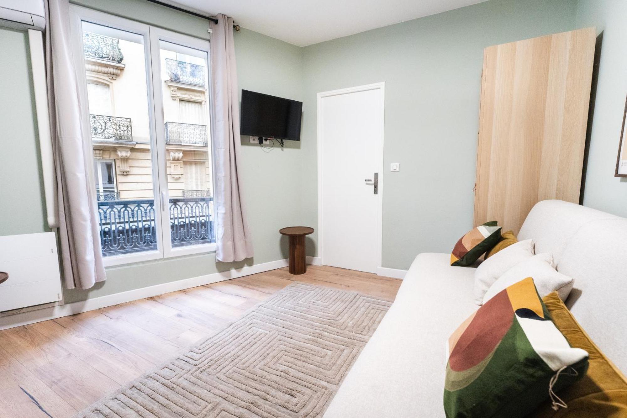 Stylish Modern Near Gare De Lyon Apartment Paris